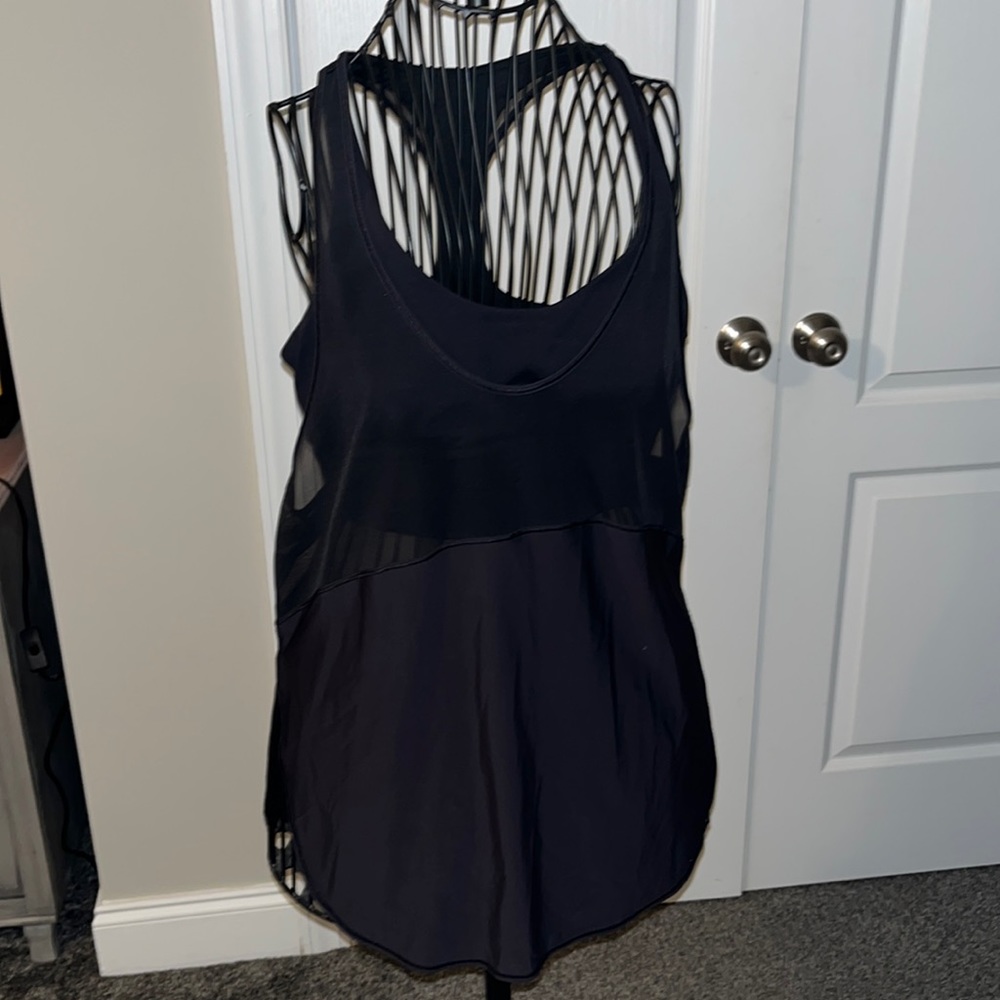 Lululemon black tank top with built in bra